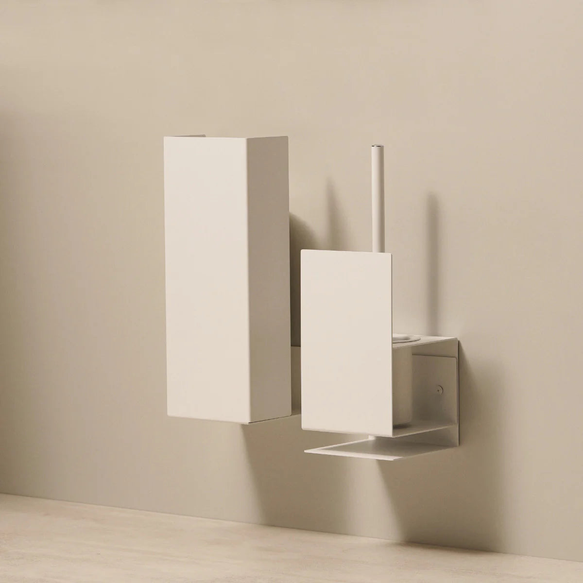 Porte-brosse WC Lugano – Design industriel en acier pour une salle de bain moderne
