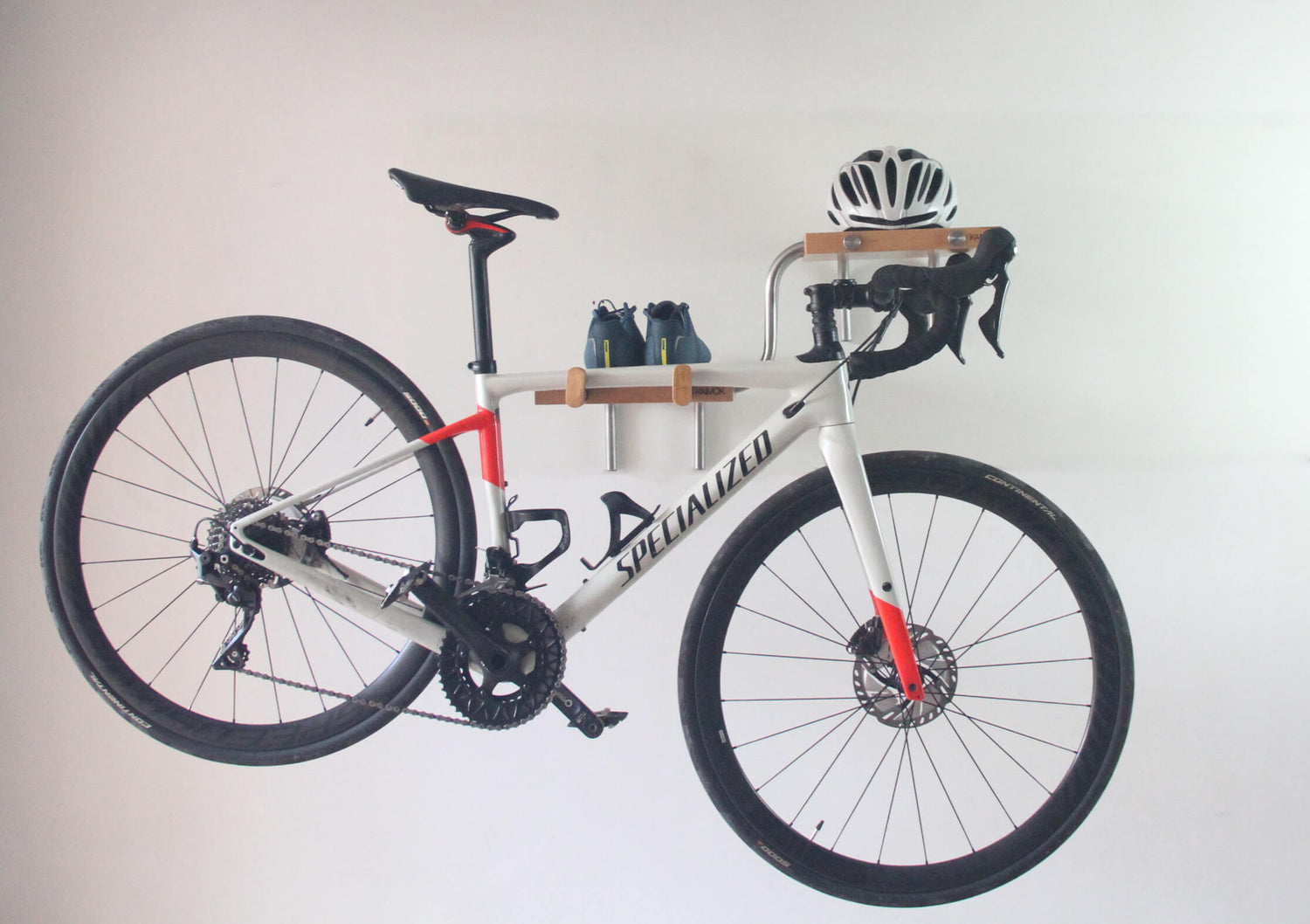 BCN Modular - soporte de bicicleta - estantes de madera - Kaimok Design